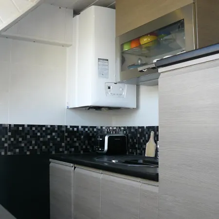 Διαμέρισμα Sauvagere - Balcon, 300m - Ud67 *